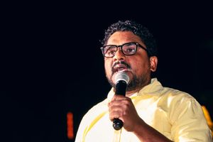 މުޒާހަރާ ކުރި މީހުންނަށް 15 ދުވަސް ޖަހަން އެންގީ އިހުސާން