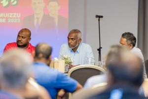 ޑްރައިވަރުންނާ މަޝްވަރާ ކުރަން ރައީސް މުއިއްޒަށް ގޮވާލައިފި 