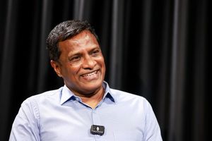 ކުންފުނިތަކުން ވައްކަން ކުރަނީ ރައީސަށް ބައި އަޅައިގެން: އުމަރު