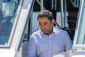 ދައުލަތުގެ ރައްދު; ޔާމީން ފައިސާ ދައުރުކުރި ގޮތުން އަސްލު އޮޅުނު