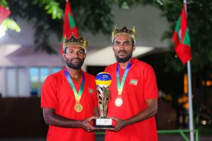 ކުޑަކާއްޓެ އާއި އެޑަމް އަށް ފުރިހަމަ މަރުހަބާއެއް
