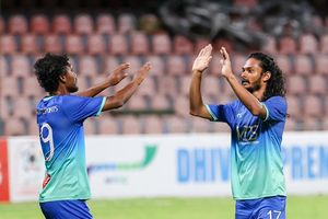 ޓީސީ އަތުން ސަސް އަށް މުހިންމު މޮޅެއް