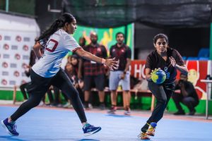 ޗެމްޕިއަން އޮރިކްސް ކަޓައިފި! ފައިނަލުގައި ކީންސް އާއި ރެޑްހޯކްސް