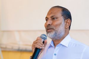 "މުއިއްޒު ހަމަ މަގަށް ނާޅުވައިފި ނަމަ ރިޔާސީ އިންތިހާބު ނޯންނާނެ"