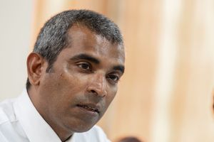 ނިޔާޒީއަށް ވަޒީފާގެ ބިރު ދައްކާފައިވާ ކަމަށް އެމްޑީޕީން ބުނެފި