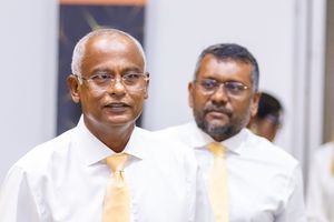 "ސަރުކާރުން އުޅެނީ ދުލާއި ގަލަމުގެ މިނިވަންކަން ނިގުޅައިގަންނަން"