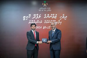 ދޮގު ބަޔާން ދިންކަން ފަޅައިއެރުމުން ދާއޫދު މަގާމުން ވަކިކޮށްފި