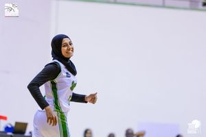 ކުއީންސް ދެ ވަނަ ބުރު ފެށީ ވެސް ފަސޭހަކޮށް، ކިންގްސް ރޭހުގައި!