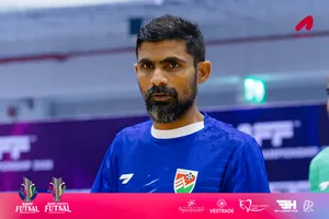ވަސީލަތާ އެކު މަސައްކަތްކޮށް ރާއްޖެ ފުޓްސަލްގެ ބާރަކަށް ހެދޭނެ