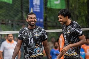 ސިފައިންނާއި ޕޮލިސް ފެށީ މޮޅަކުން