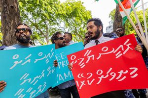 މަގުމަތިން ޑރ. އިޔާޒާ ދިމާކޮށްލުމުން އަދާލަތުގެ ކަންބޮޑުވުން!