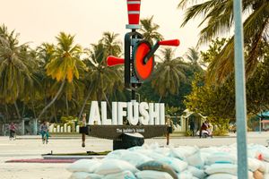 އަލިފުށީ އާރުޑީސީ ސައިޓުން މުވައްޒަފުން ވަކިކުރުން ކުށްވެރިކޮށްފި