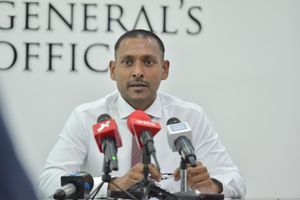 އަންމަޓީ މައްސަލާގައި ޕީޖީ ބްލޮގު ލިޔުން ހުއްޓުވަން އެދިއްޖެ