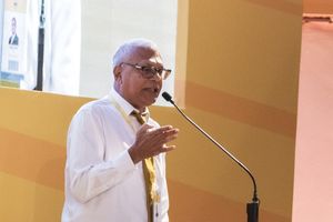 ޝަރީފާ ދެކޮޅަށް ނަޝީދު ކުރެއްވި ދައުވާ އަނބުރާ ގެންގޮސްފި