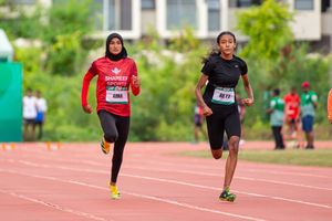 އަހްނާ ރެކޯޑު ހެދިތާ 7 މިނެޓު ފަހުން ރޫޔާ އެ ރެކޯޑު މުގުރާލައިފި