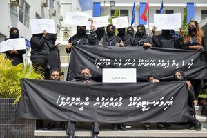 ހަގީގަތާ ބީރައްޓެހި ވުމުން ޖެހި މެޑަލްއިން އޮފު ކެނޑިފައި