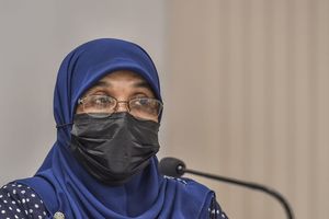 ޓްރޭސިން ހަދައި ކްލޯސް ކޮންޓެކްޓުންނަށް ބޭސް ދޭން ފަށައިފި