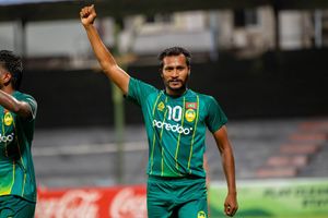 ވެލެންސިއާ ބަލިކޮށް މާޒިޔާ ކުރިއަށް