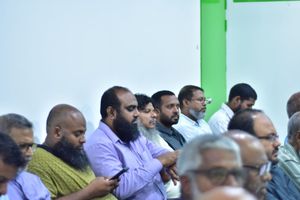 އަދާލަތު ޕާޓީގެ އިލްމުވެރިއަކަށް ބިރުދައްކާ ކަމުގެ ތުހުމަތު 