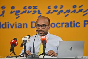 ޓެކްސް ބޮޑުކުރަނީ ފައިނޭންސިން ސްޓްރެޓަޖީ ފެއިލް ވެގެން: އަމީރު