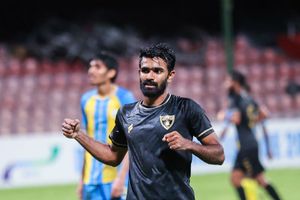 އީގަލްސް އާއި މާޒިޔާ އަށް ވެސް މޮޅެއް
