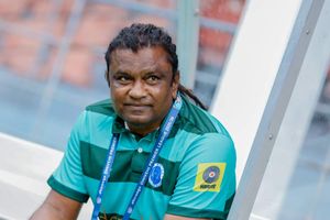 ނިއުއާ އެކު ސުޒޭނަށް ރާއްޖޭގެ އެންމެ ބޮޑު ކްލަބްގެ ޕްރެޝަރު