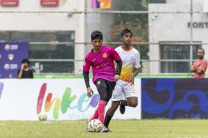 ޔުނައިޓެޑް ވިކްޓަރީ އާއި މާޒިޔާ އަށް މޮޅެއް 