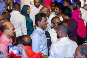 Umar collects signatures to file candidacy papers