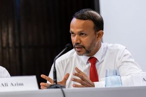 "ރައީސް ހެއްދެވީ ބޮޑު ދޮގެއް، ފަނޑިޔާރުގެ އޮތީ މުށުތެރޭގައި"