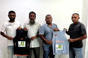ސިފައިންގެ މެރަތަން ޓީމު ލެގޫނާ ފުކެޓް މެރަތަންގައި ވާދަކުރަނީ