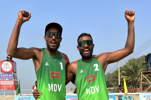 އެޑަމް އާއި ކުޑަކާއްޓެގެ ޕެއާ އަށް ސެންޓްރަލް ޒޯނުން ރަން މެޑަލް