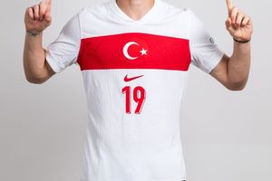 ކެނާން ޔިލްޑިޒް 
