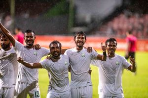 ޔުނައިޓެޑް ވިކްޓަރީ އަތުން މޮޅެއް ހޯދައި ގްރީން ހަތަރަކަށް