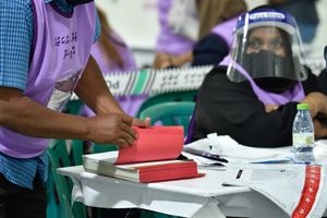 All candidates except Umar sign voter lists