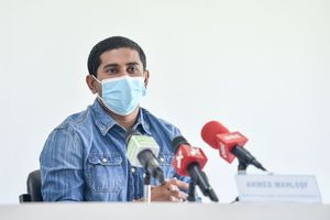 މެޗެއް ނުކުޅެވޭނެ، ބެންގަލޫރު ޖެހޭނީ ފުރަން: މަހުލޫފް