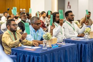 ނިންމުން ބަލައިނުގަނެ، ވެލެންސިއާ އިން ފީފާ އާއި އޭއެފްސީ އަށް