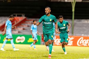 މަހިބަދޫ ހަތް ގޯލުން ބަލިކޮށް މާޒިޔާ އެއް ވަނައާ ދިމާލަށް