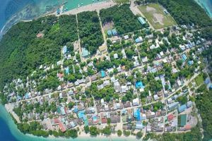 މުލަކުގައި ފުލުސް މީހެއްގެ ސައިކަލުގައި ރޯކޮށްލައިފި