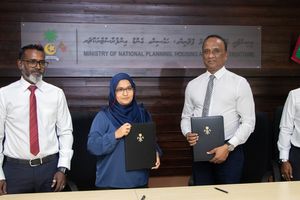 Land reclamation in 3 islands for airport development