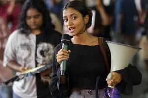 Police snatch young activist's phone 