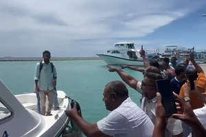 ފިޝަރީޒް މިނިސްޓްރީގެ ޓީމު ދެއްވަދޫއިން ބޭރުކޮށްލައިފި 