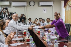 Nasheed supporters to form the Democrats