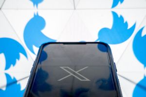 Musk rebrands Twitter, replacing bird logo with X