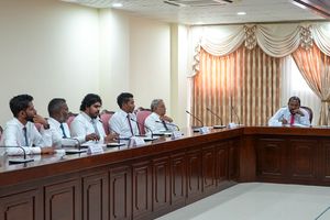 Closed committee to assess public finances