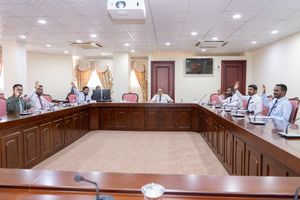 ބްރޯޑްކޮމްއަށް އައްޔަނުކުރަން ފަސް ބޭފުޅެއްގެ ނަން ތަޅުމަށް