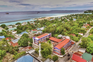 ފޭދޫ ރައްޔިތުން ވޯޓު ދިނީ އައްޑޫ ސިޓީގައި ދެމިއޮންނަން