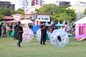 ސްޕޯޓްސް އެވޯޑާ ގުޅުވައި މިއުޒިކް ޝޯއަކާއި ކުޑަކުދިންގެ ހަވީރެއް