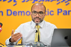 ހަނިމާދޫ އެއާޕޯޓު ހުޅުވީ ނިންމަން އޮތް ތާރީހަށް: އަމީރު