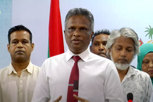 Civil society groups meet Mayor Azim over delay in giving flats
