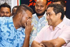 ޑޮލަރު މާރުކުރިކަން ސާބިތު ކުރުމަށް ދިނީ ދޮގު ހެކިބަސް: ހުކުމް